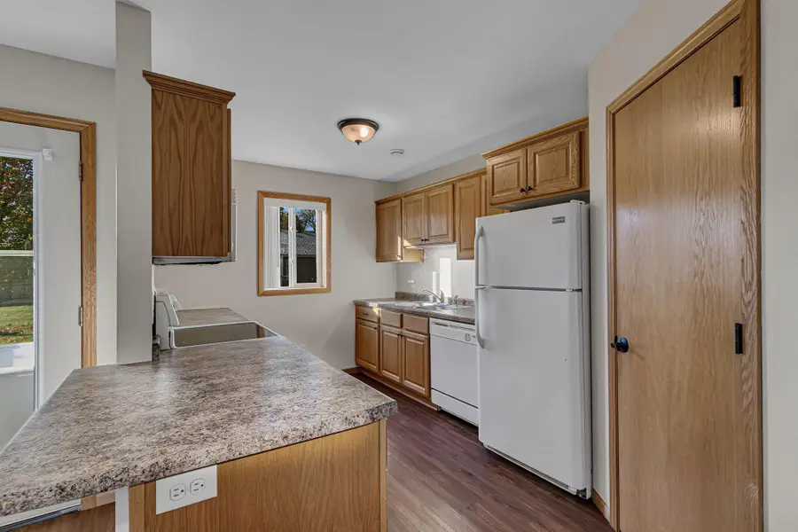 617 Cottonwood Avenue, Litchfield, MN 55355 - Image #3