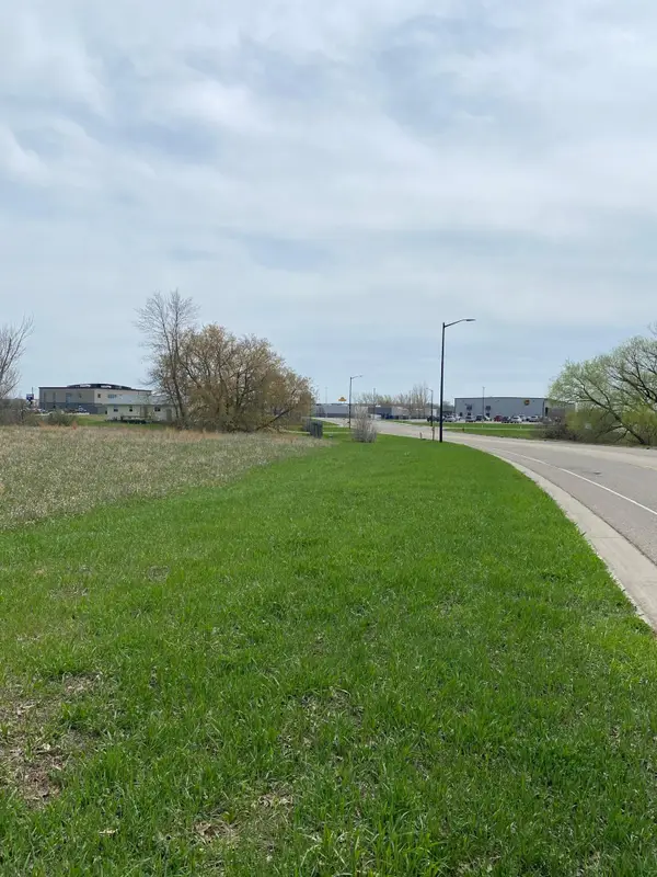 XXXX Dakota St., Alexandria, MN 56308