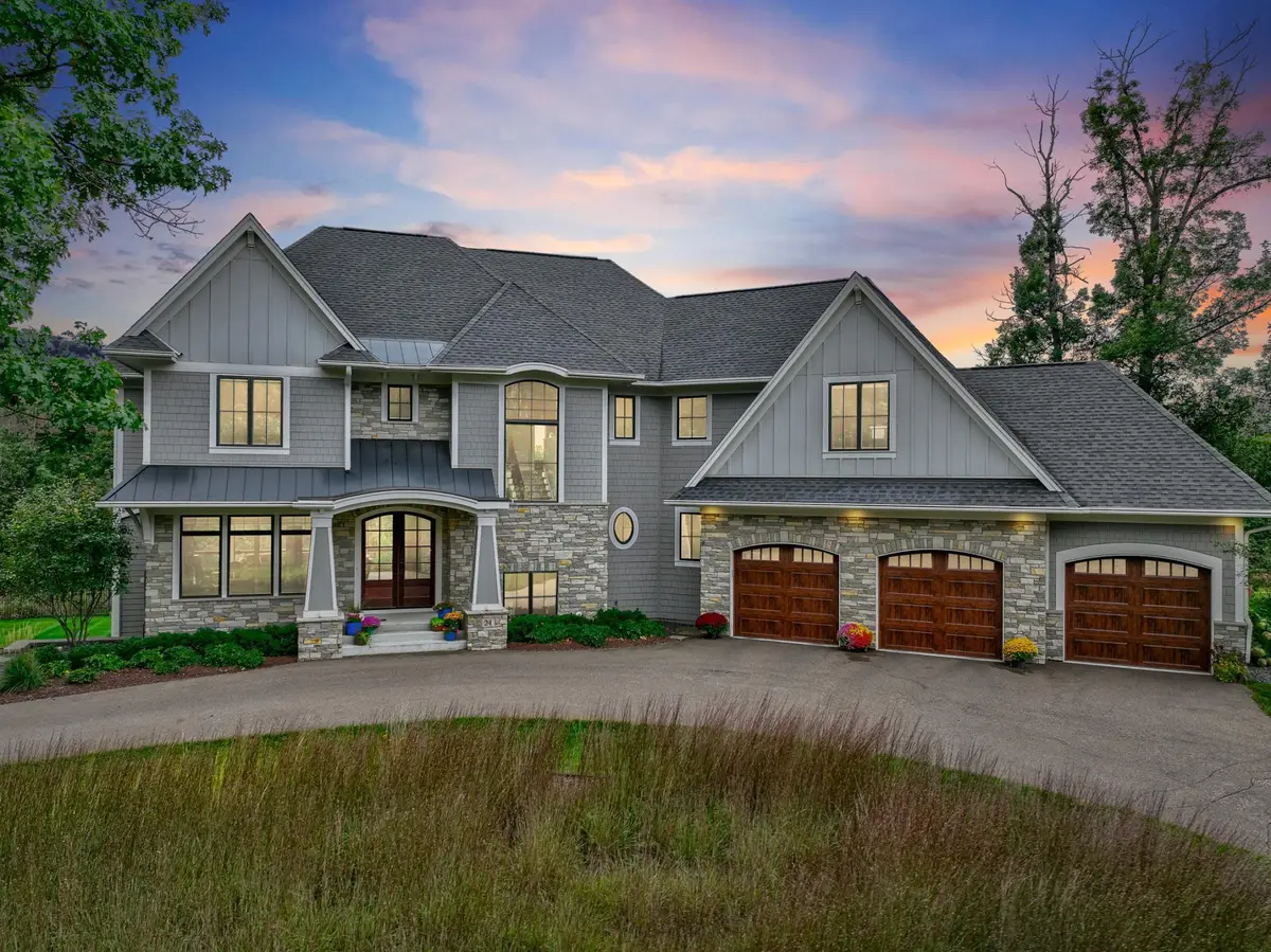 21 Cherrywood Circle, Saint Paul, MN 55127 - #1