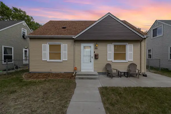 4922 Emerson Avenue N, Minneapolis, MN 55430