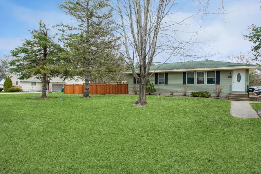 8101 Edgewood Drive, Mounds View, MN 55112 - #3