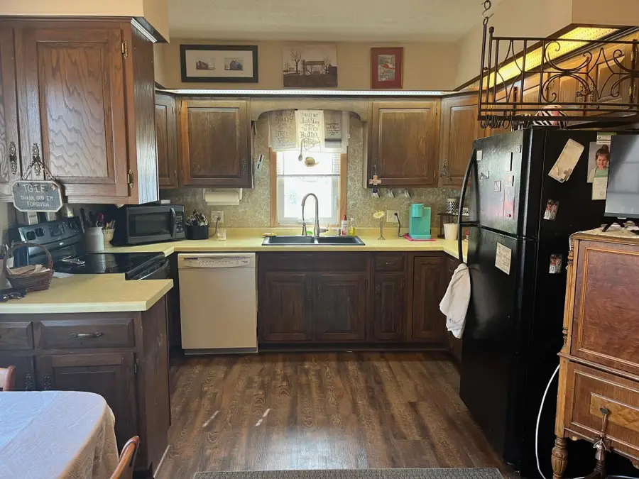 318 N Swift Avenue, Litchfield, MN 55355 - Image #3