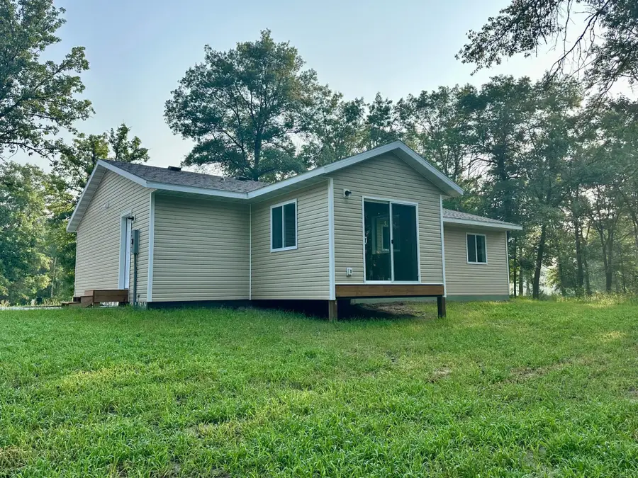 33916 Twin Oaks Loop, Motley, MN 56466 - Image #3