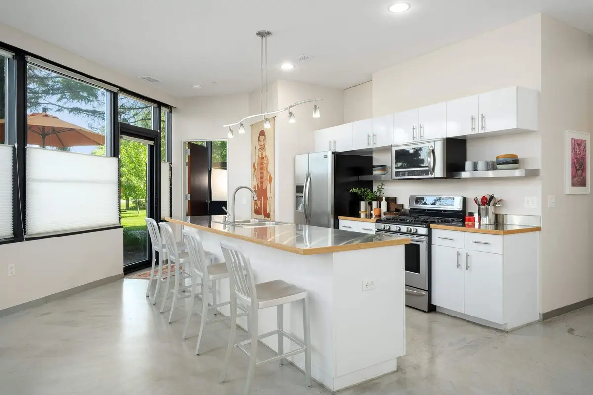 5601 Smetana Drive #113, Hopkins, MN 55343 - Image #1