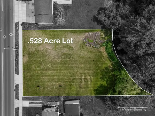 1034 E La Salle Avenue, Barron, WI 54812