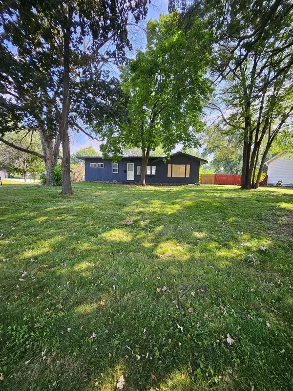 3801 69th Avenue N, Minneapolis, MN 55429