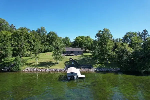 616 E Lake Cowdry Road Nw, Alexandria, MN 56308