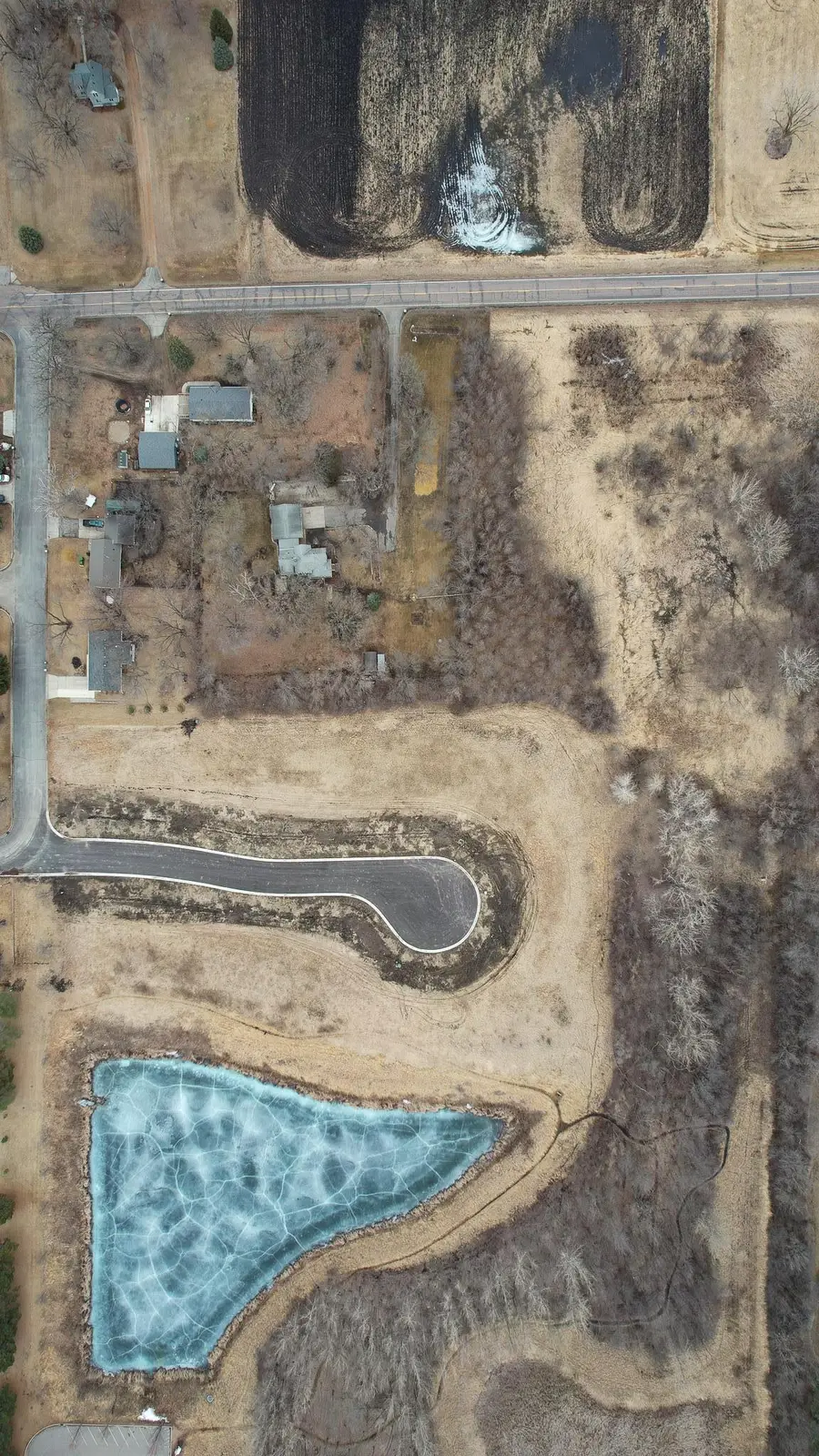 216 10th Avenue Ne, Hutchinson, MN 55350 - #3