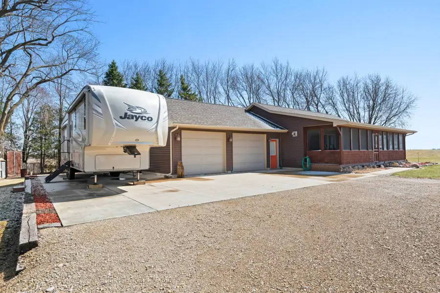 12650 780th Avenue, Le Roy, MN 55951 - Image #3