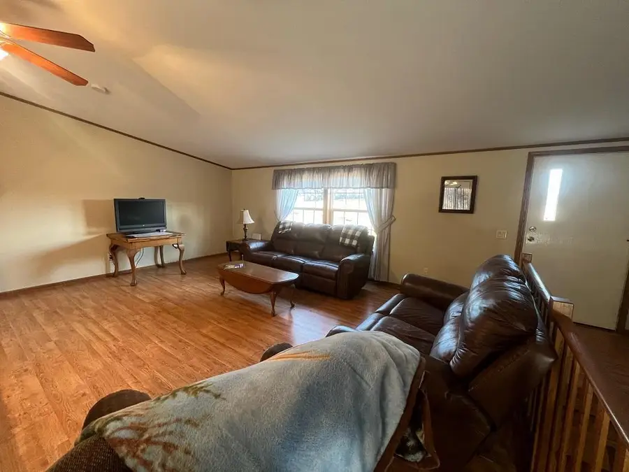 W1178 Jahn Road, Alma, WI 54610 - Image #2