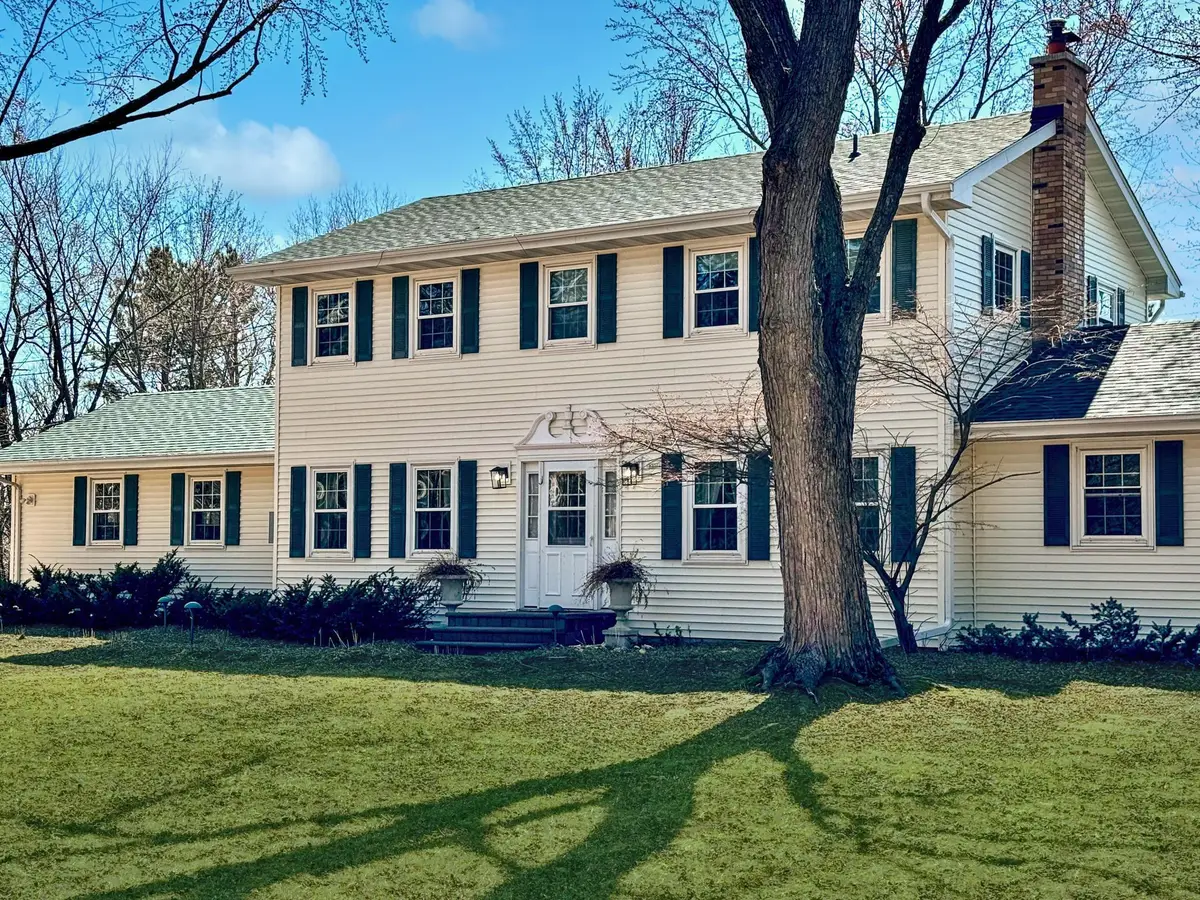 13823 Tomahawk Drive S, Afton, MN 55001 - Image #1