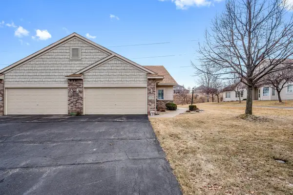 1228 Highridge Court, Maplewood, MN 55109