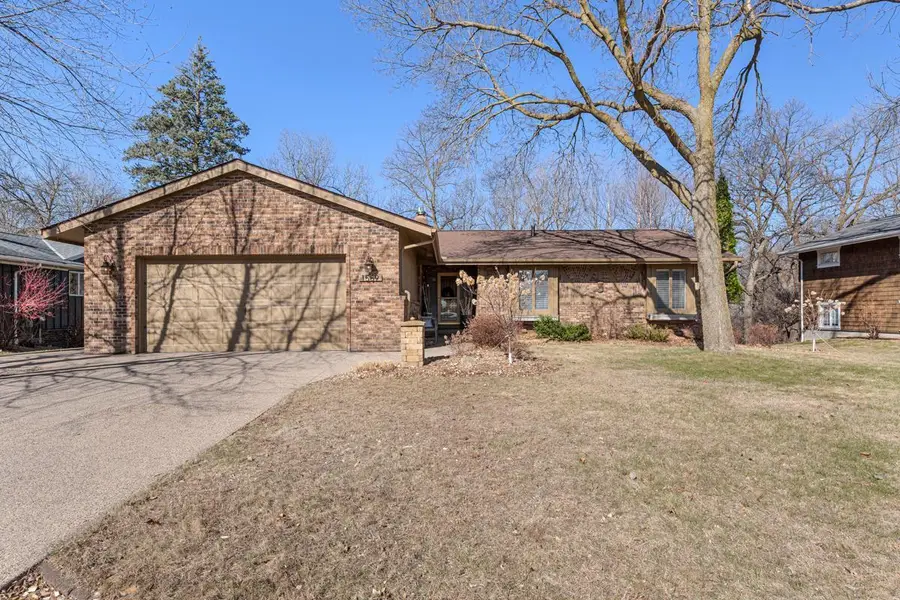 1589 Sherwood Drive, North Mankato, MN 56003 - #2