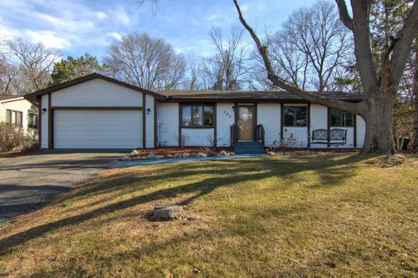 608 Prairie Drive N, Hudson, WI 54016
