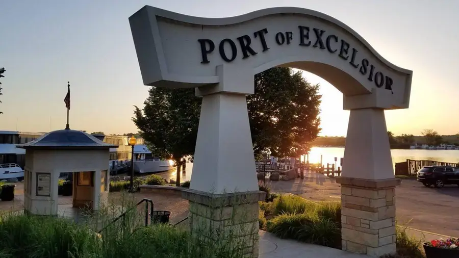 151 Bell Street, Excelsior, MN 55331 - #3