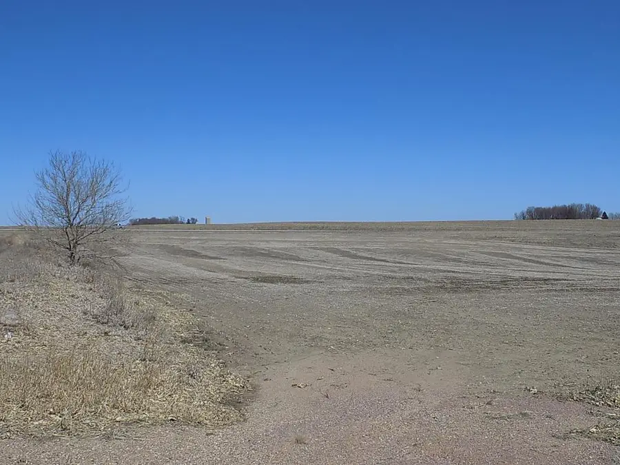 000 Drill Dr., Courtland, MN 56021 - #2