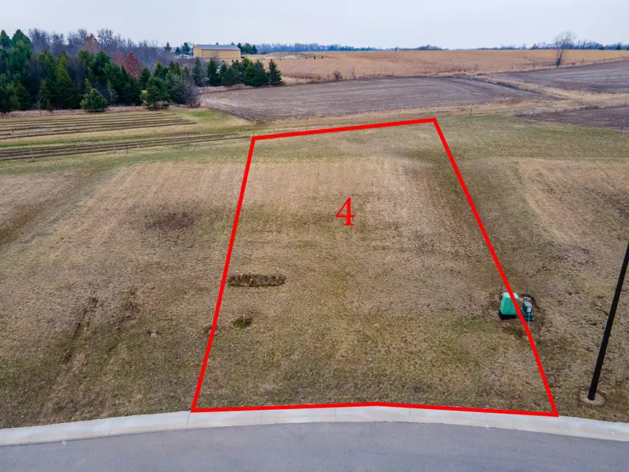 551 Kodiak Drive Nw, Stewartville, MN 55976 - #3