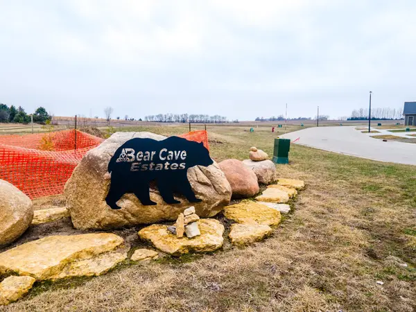 583 Kodiak Drive Nw, Stewartville, MN 55976