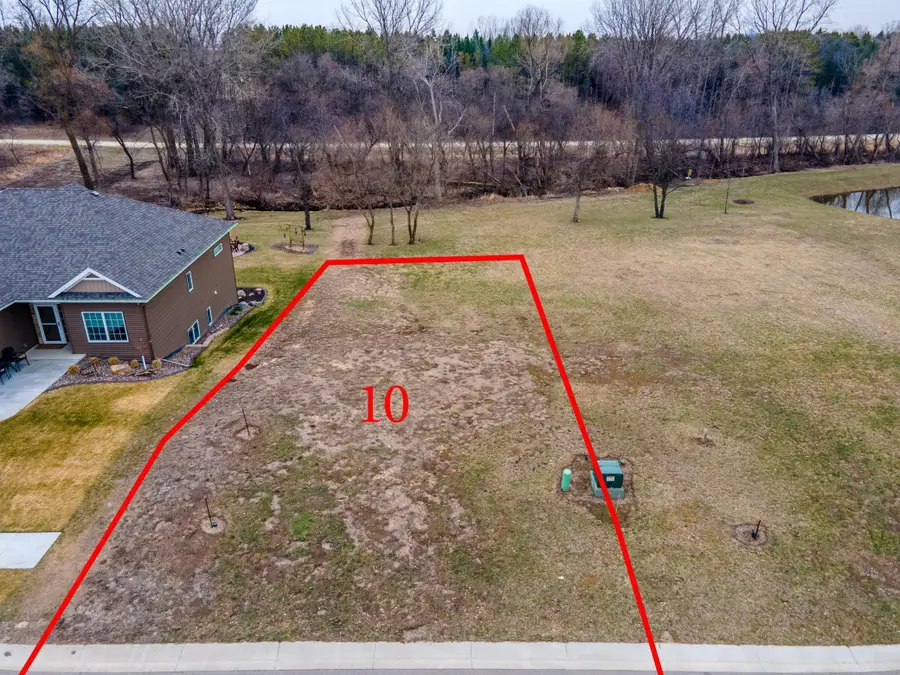 734 Kodiak Drive Nw, Stewartville, MN 55976 - #3