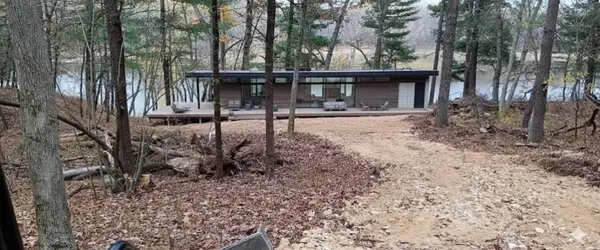 N4568 County Rd N, Arkansaw, WI 54721