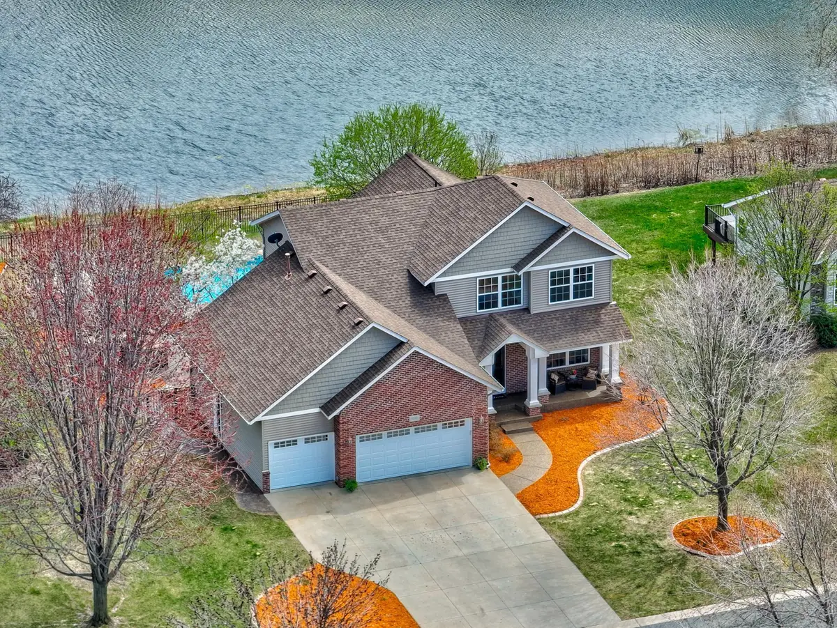 9245 Creek Way, Savage, MN 55378 - Image #1