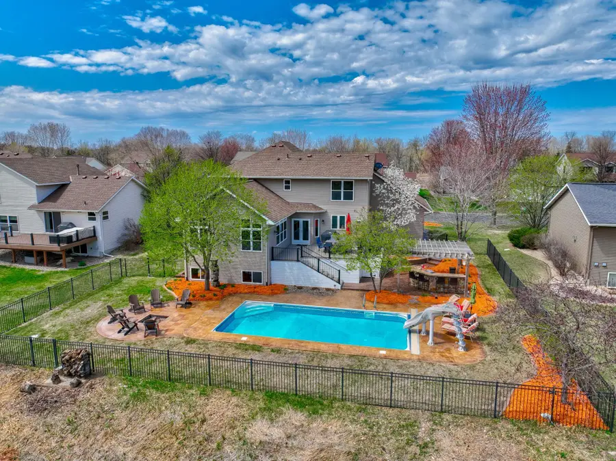 9245 Creek Way, Savage, MN 55378 - Image #2