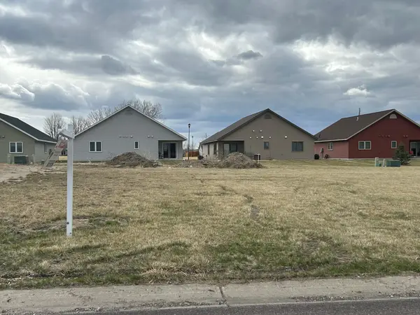 1523 Ranger Drive, Glencoe, MN 55336