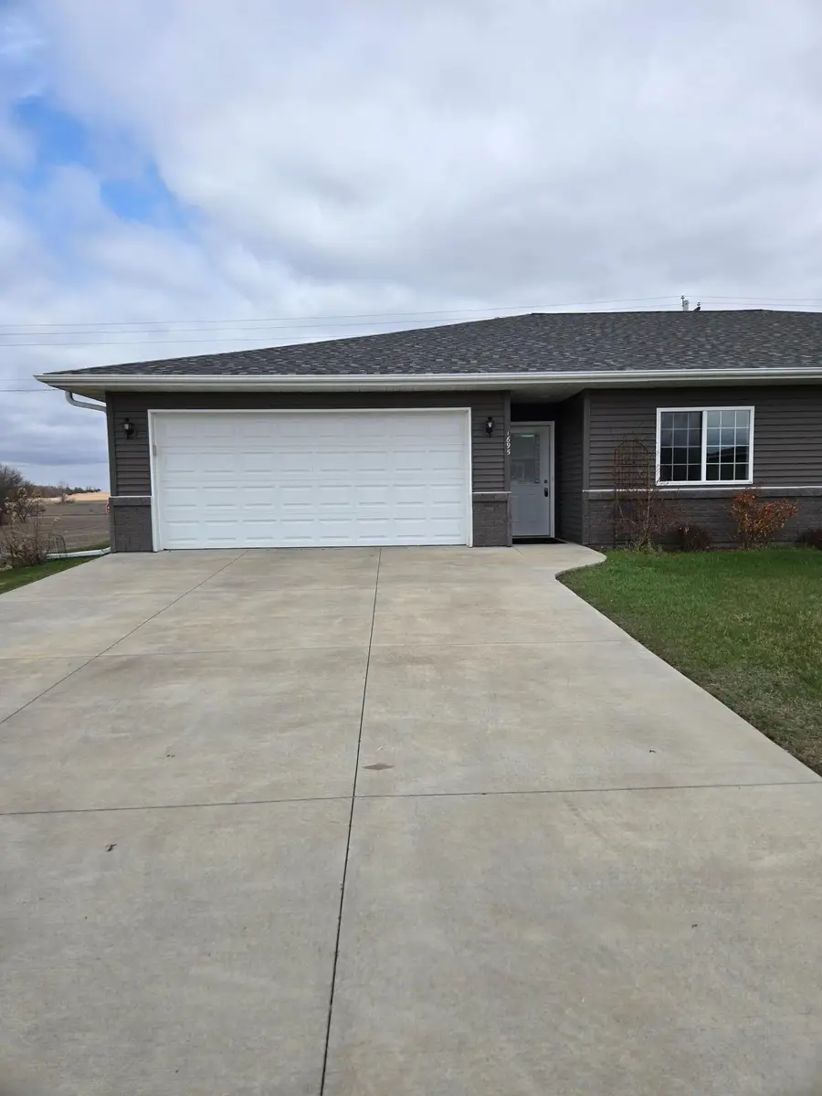 1695 Leila Lane, New Richmond, WI 54017 - Image #3