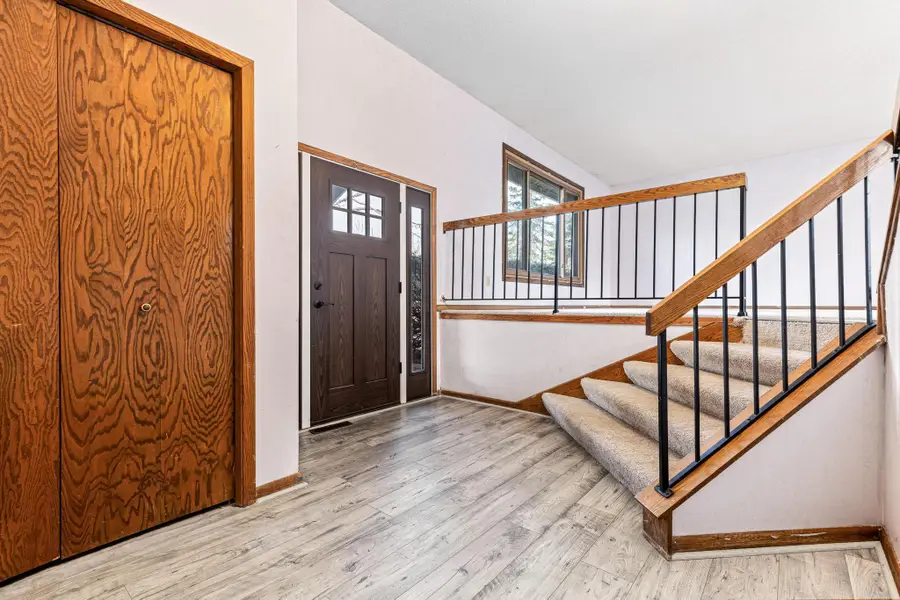 18965 Deerfield Trail, Eden Prairie, MN 55346 - Image #2