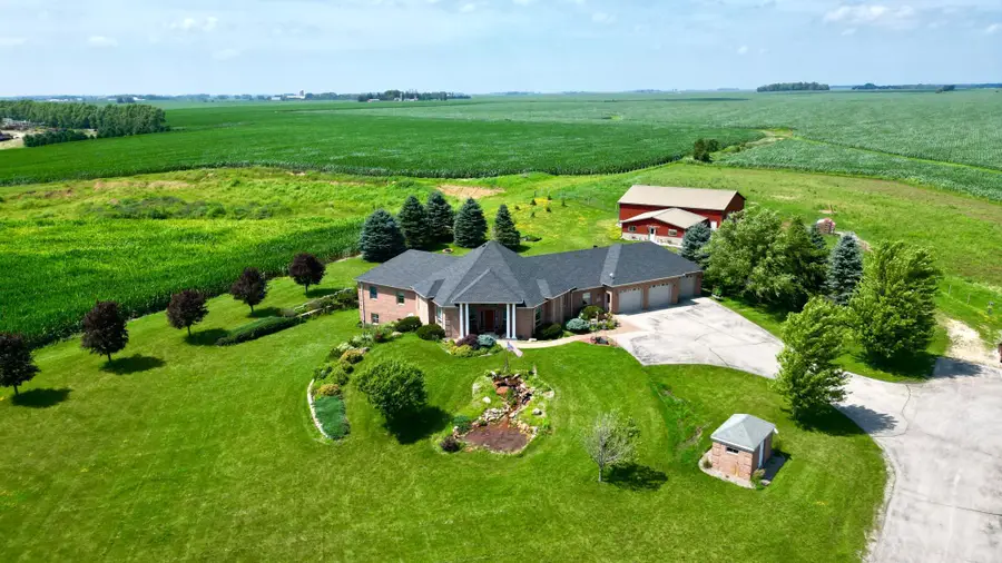 10599 State Highway 56, Le Roy, MN 55951 - Image #2