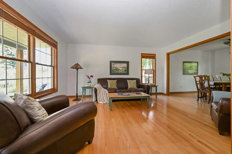 4027 Camberwell Drive N, Eagan, MN 55123 - Image #3
