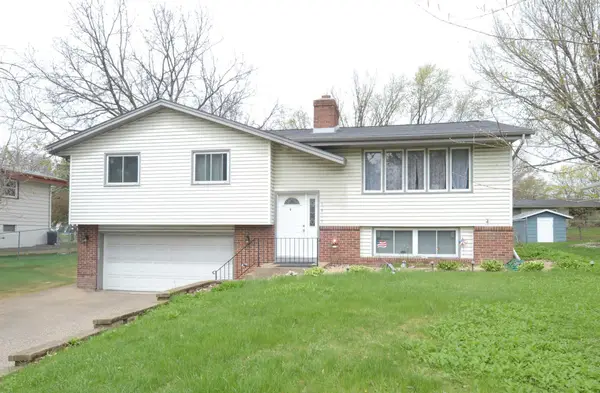 8608 49th Avenue N, Minneapolis, MN 55428