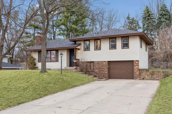 8158 83rd Street S, Cottage Grove, MN 55016