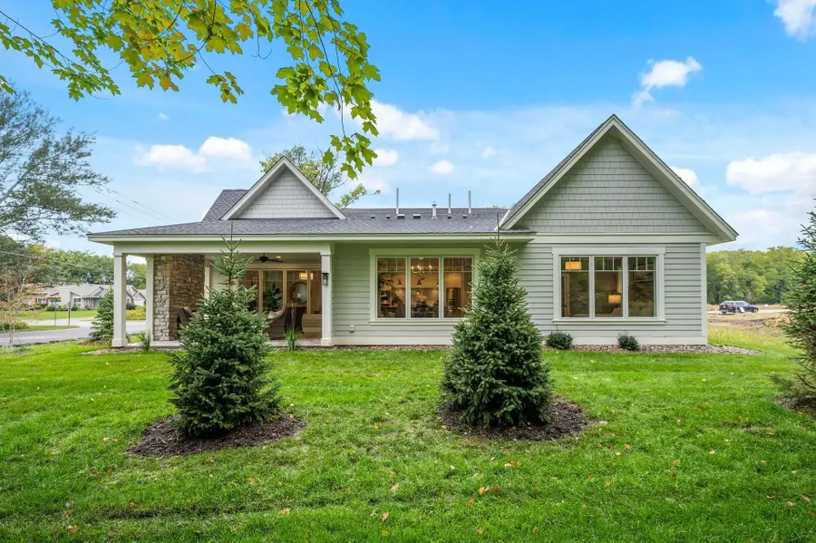 25465 Park Lane, Excelsior, MN 55331 - Image #2