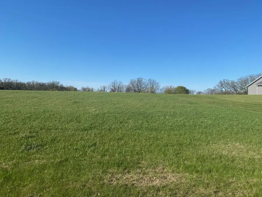 429 W Walnut Avenue, Frazee, MN 56544 - #2