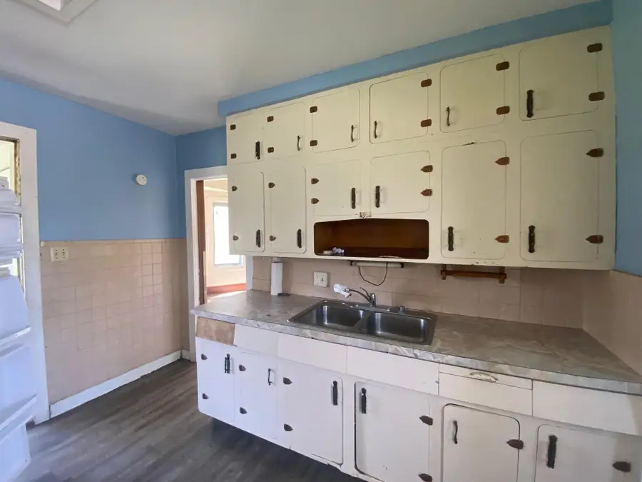 402 S Main Street, Mahnomen, MN 56557 - Image #2