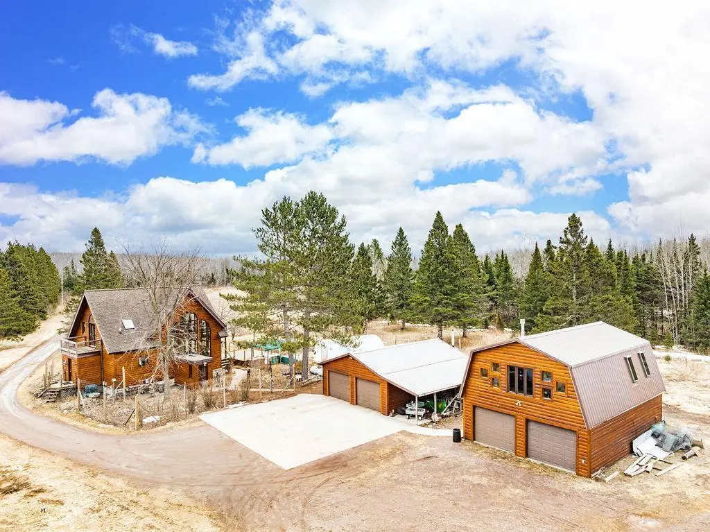 3213 E Alger Grade, Two Harbors, MN 55616 - Image #1