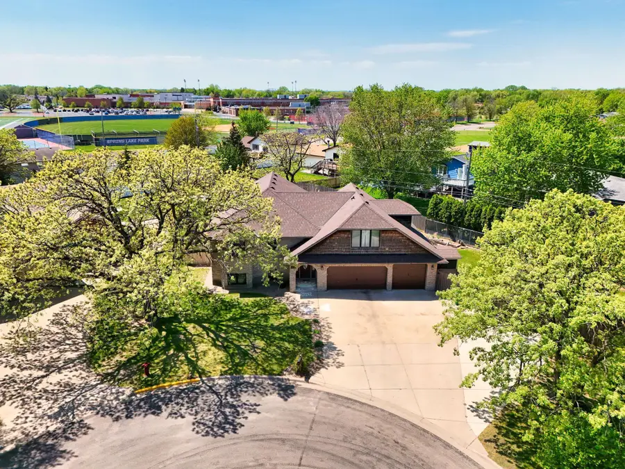 8132 Fillmore Street Ne, Spring Lake Park, MN 55432 - Image #2