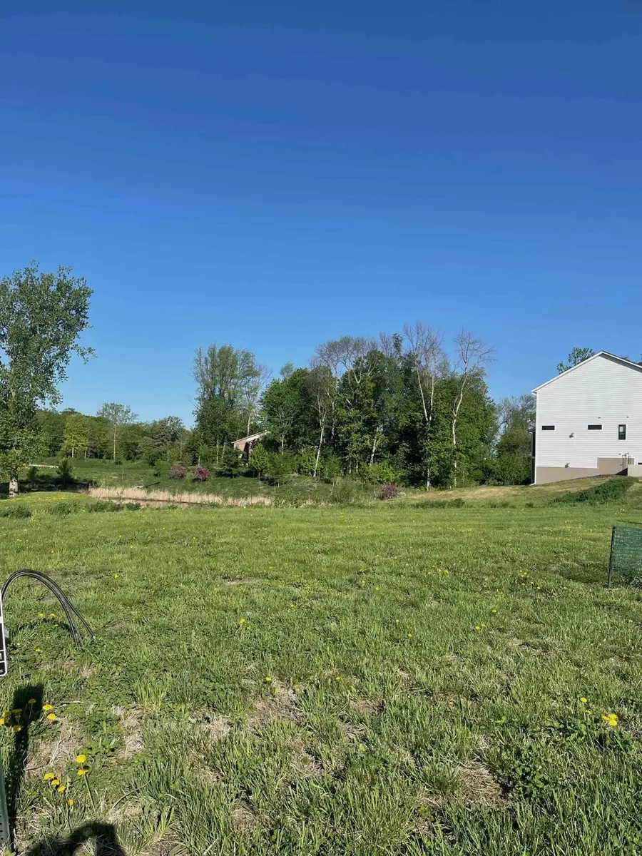 1956 Campfire Drive E, Waconia, MN 55387 - Image #2