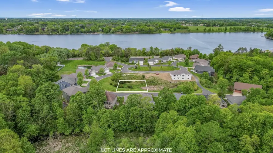 31066 Magnolia Ridge Way, Lindstrom, MN 55045 - #3