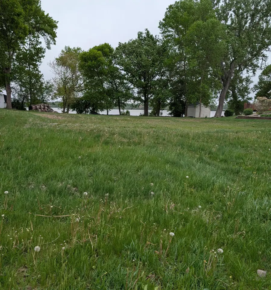 2101 Country Club Drive Ne, Willmar, MN 56201 - #2