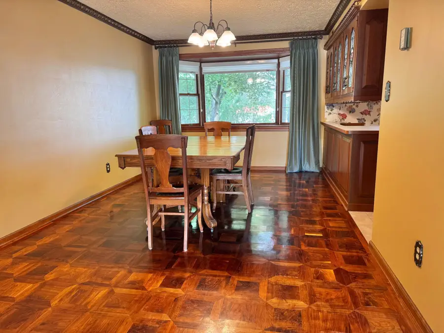 212 Carrow Circle, Marshall, MN 56258 - Image #3