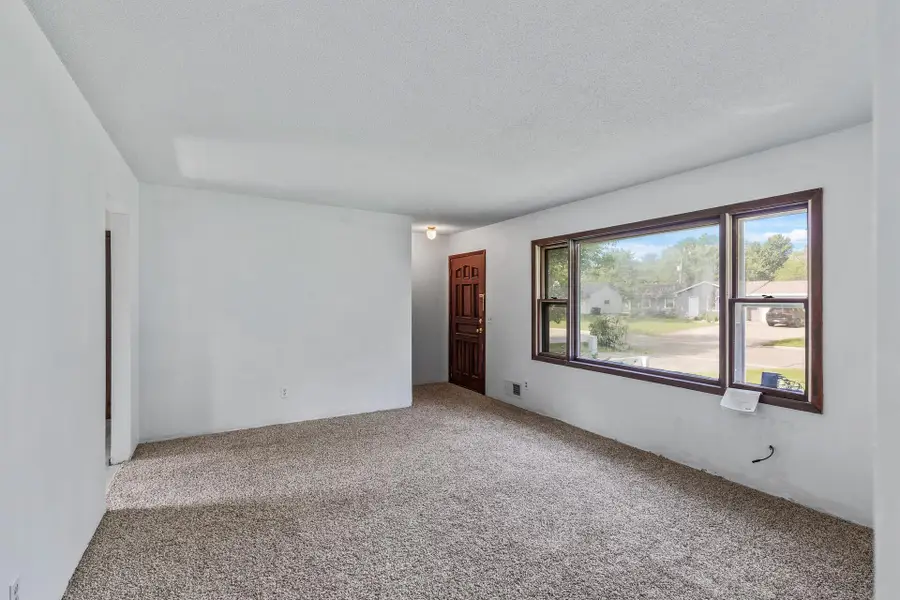 20550 Iceland Avenue, Lakeville, MN 55044 - #3