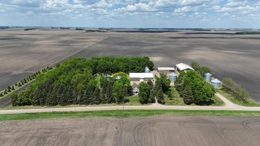 44324 690th Avenue, Fairfax, MN 55332 - #3