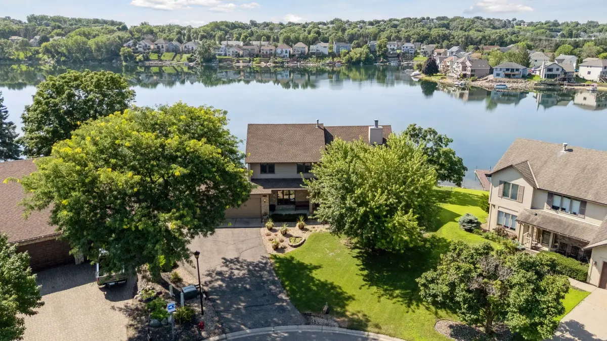15813 Highview Drive, Apple Valley, MN 55124 - #1