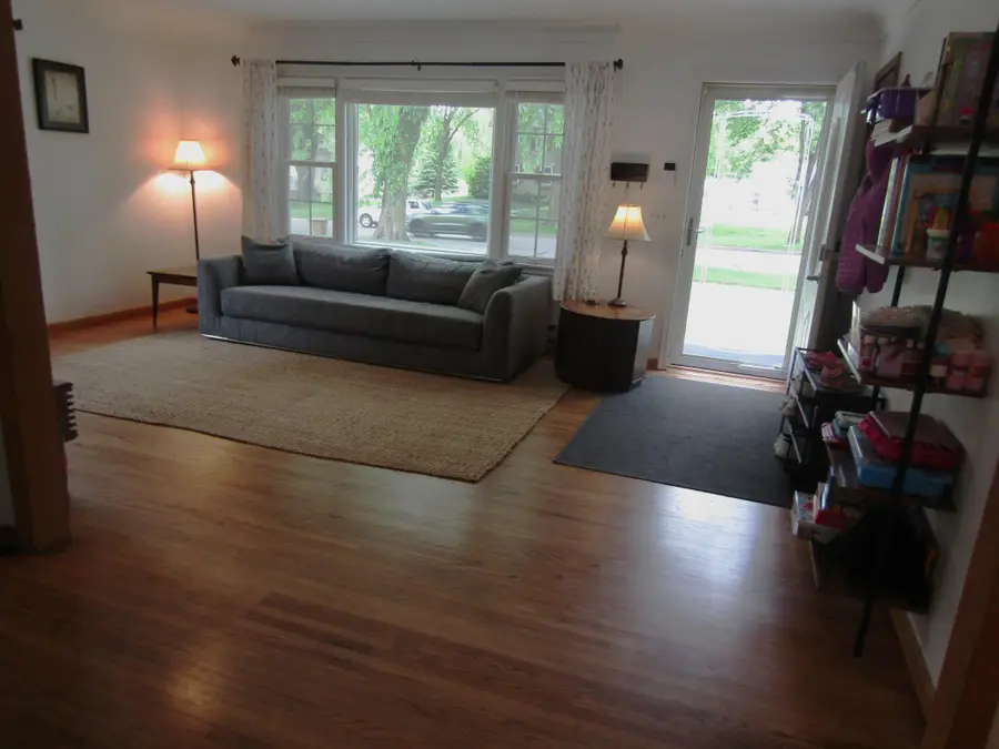 302 S 12th Street, Montevideo, MN 56265 - Image #2