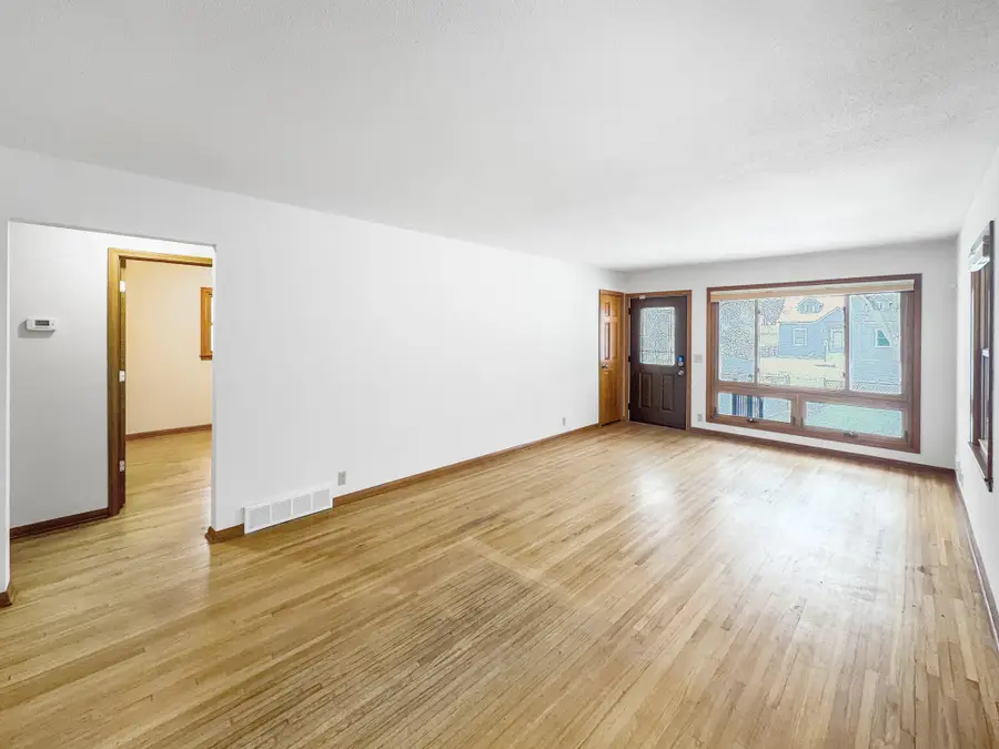 3649 Perry Avenue N, Minneapolis, MN 55422 - Image #2