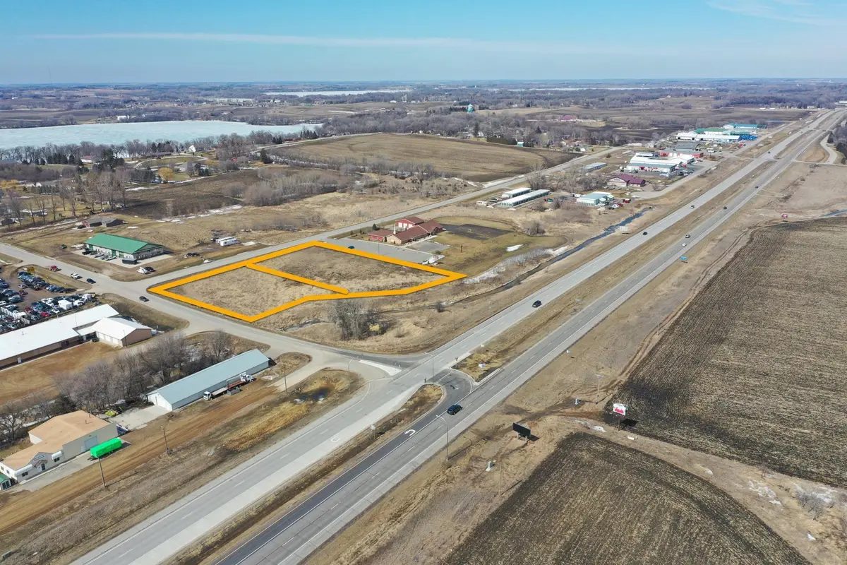 7&8 18th Street Ne, Willmar, MN 56201 - #1