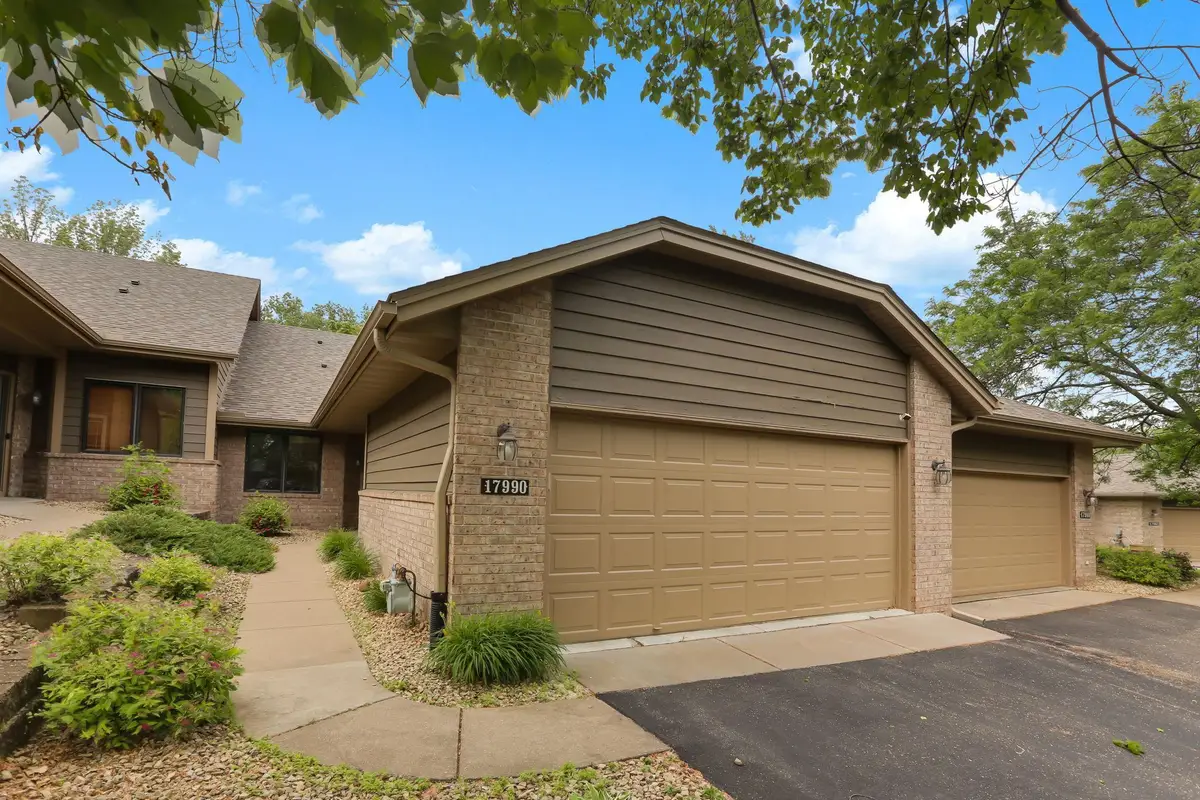 17990 Judicial Road, Lakeville, MN 55044 - Image #1