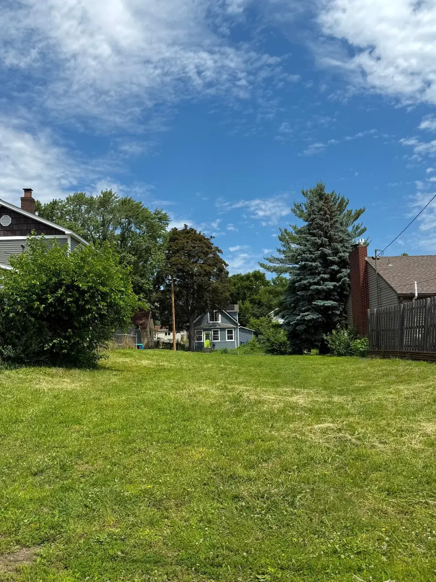 1066 Lafond Avenue, Saint Paul, MN 55104 - Image #2